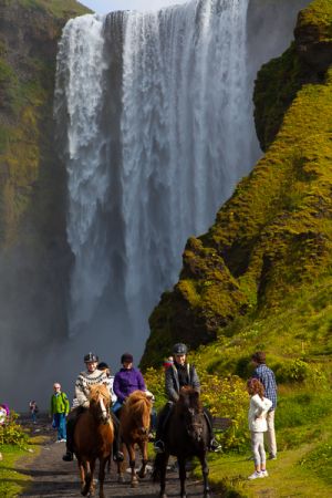 1308_Iceland_SW_Coast_033.jpg